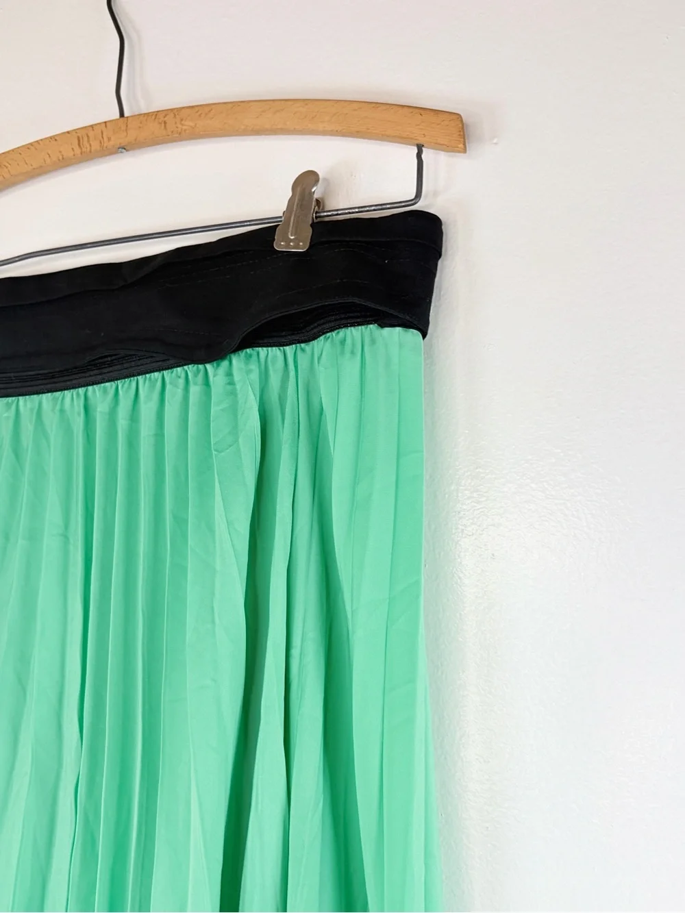 ZARA Woman Pleated Maxi Skirt